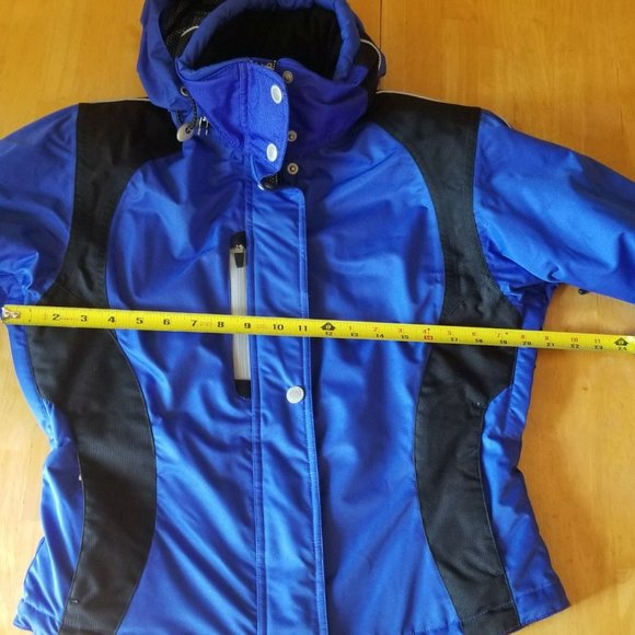 Obermeyer Insulated Ski Jacket with Hood - Picture 5 of 13